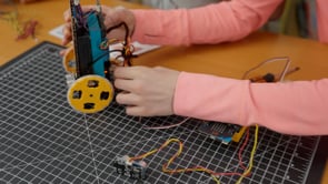 Hummingbird Bit Base Kit (with micro:bit)