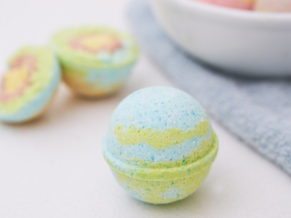 Planet Bath Bombs - KiwiCo - STEMfinity