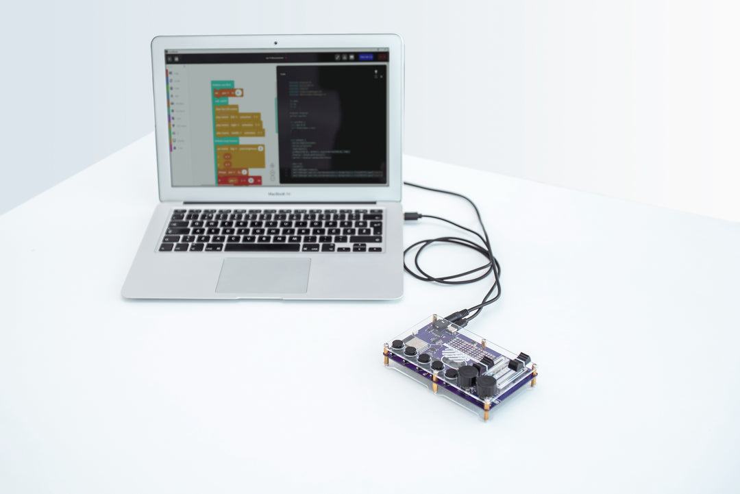 CircuitMess Synthia