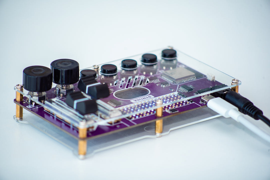 CircuitMess Synthia