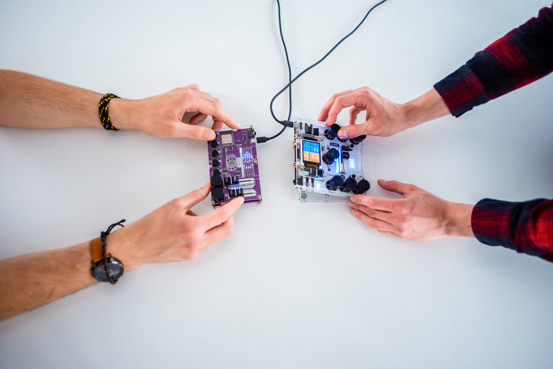CircuitMess Synthia