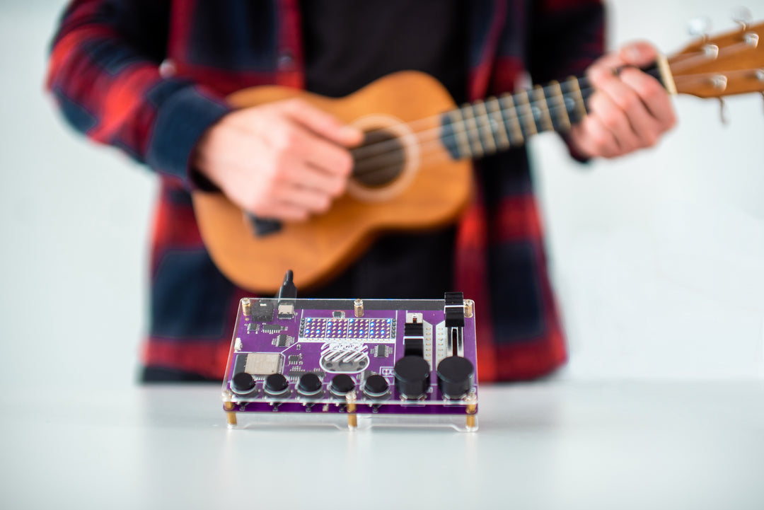 CircuitMess Synthia