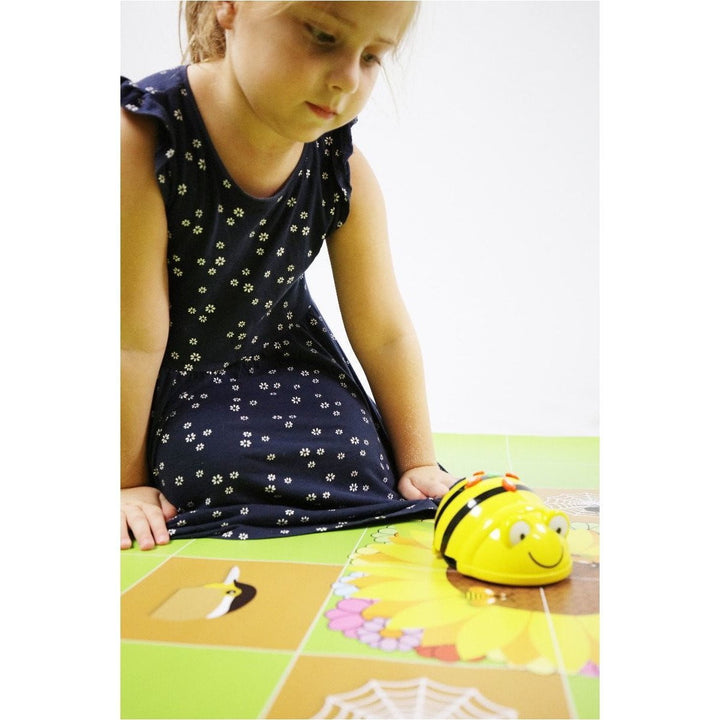 Geyer BrainStorm STEM Education Robotics Activity Mat: Beehive, 80" x 44.75" - STEMfinity