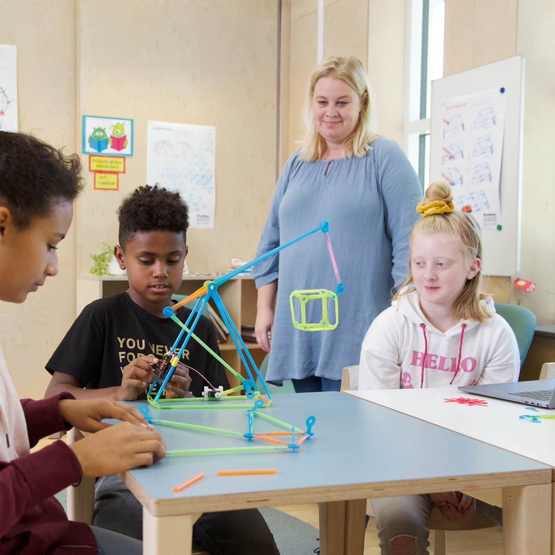 Strawbees STEAM Starter Robotics (NO micro:bit) - Strawbees - STEMfinity