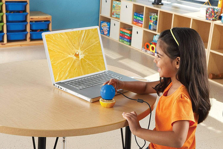 Zoomy™ 2.0 Handheld Digital Microscope - Blue - STEMfinity
