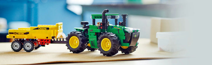 LEGO® Technic™: John Deere 9620R 4WD Tractor