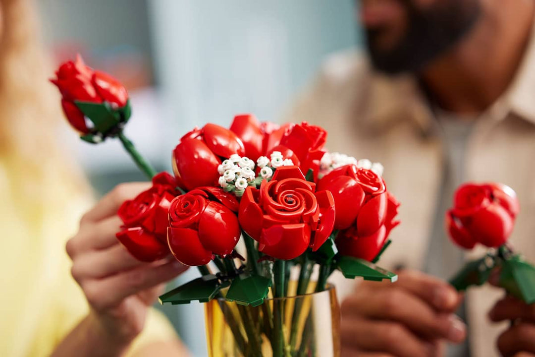 LEGO® Icons: Bouquet of Roses