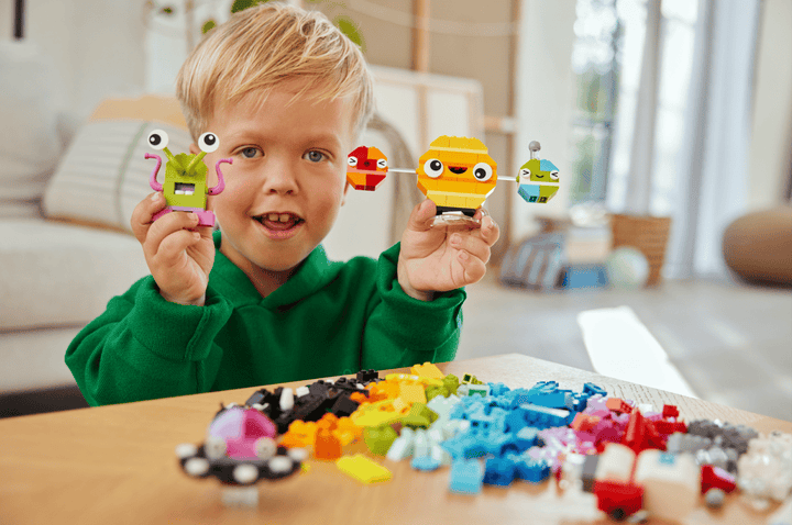 LEGO® Classic: Creative Space Planets - CLOSEOUT