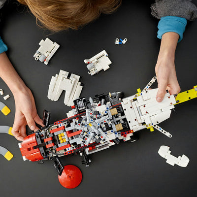 LEGO® Technic™ Airbus H175 Rescue Helicopter