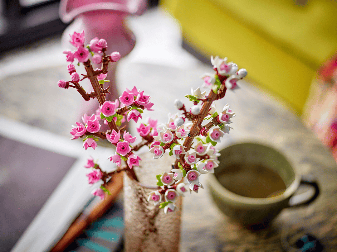 LEGO® Icons: Cherry Blossoms