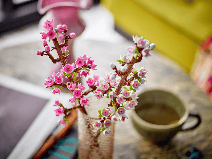 LEGO® Icons: Cherry Blossoms