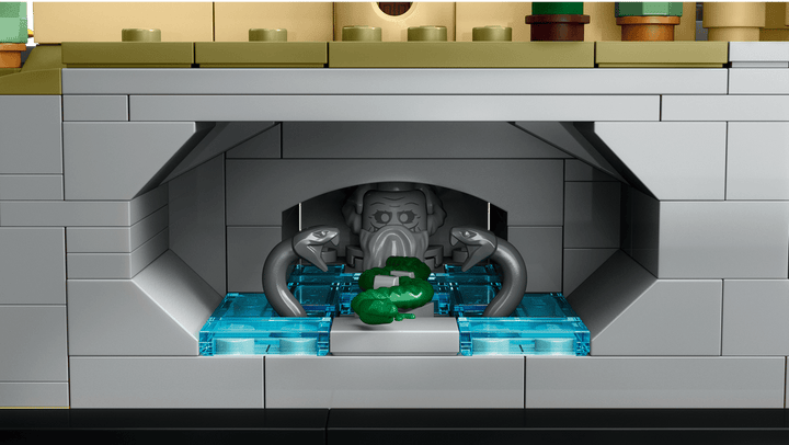 LEGO® Harry Potter™: Hogwarts™ Castle and Grounds