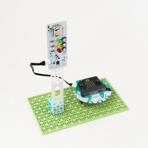 Smart Soldering Kit: Traffic Light