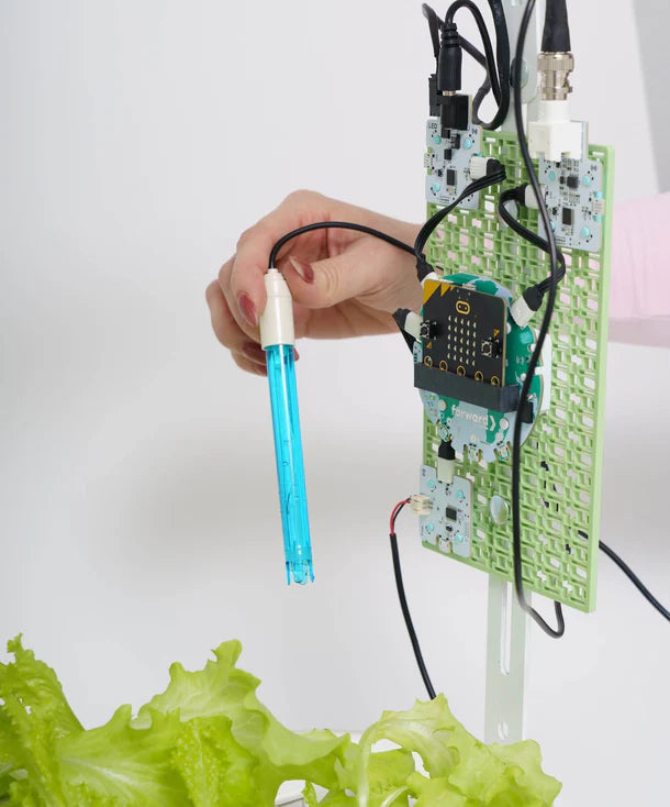 Forward Education Smart Hydroponics Kit
