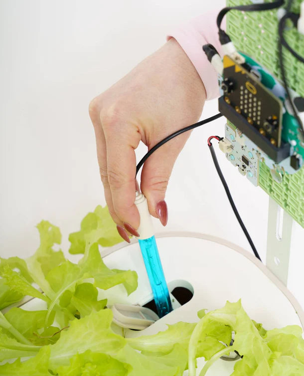 Forward Education Smart Hydroponics Kit