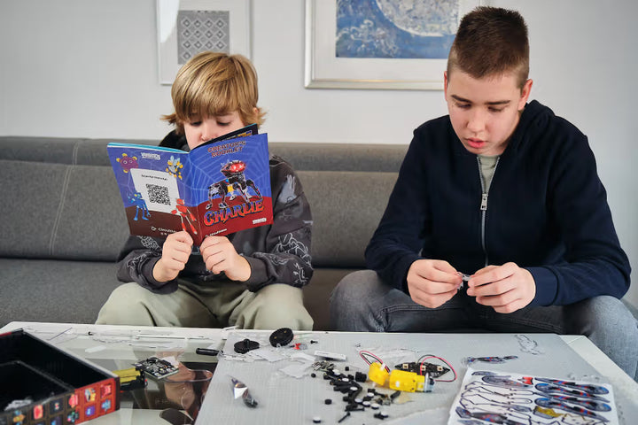 CircuitMess Charlie