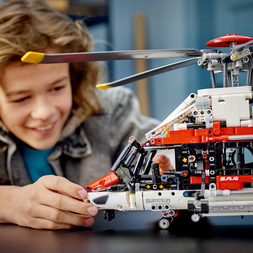 LEGO® Technic™ Airbus H175 Rescue Helicopter
